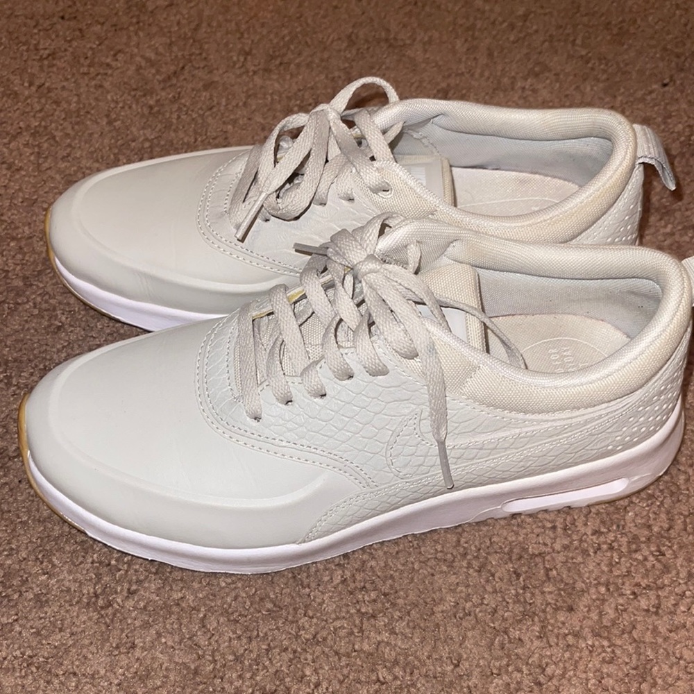 Nike AirMax Thea Size 6.5